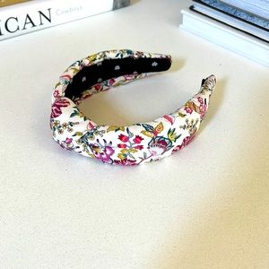 Lele Sadoughi headband.  Never worn!